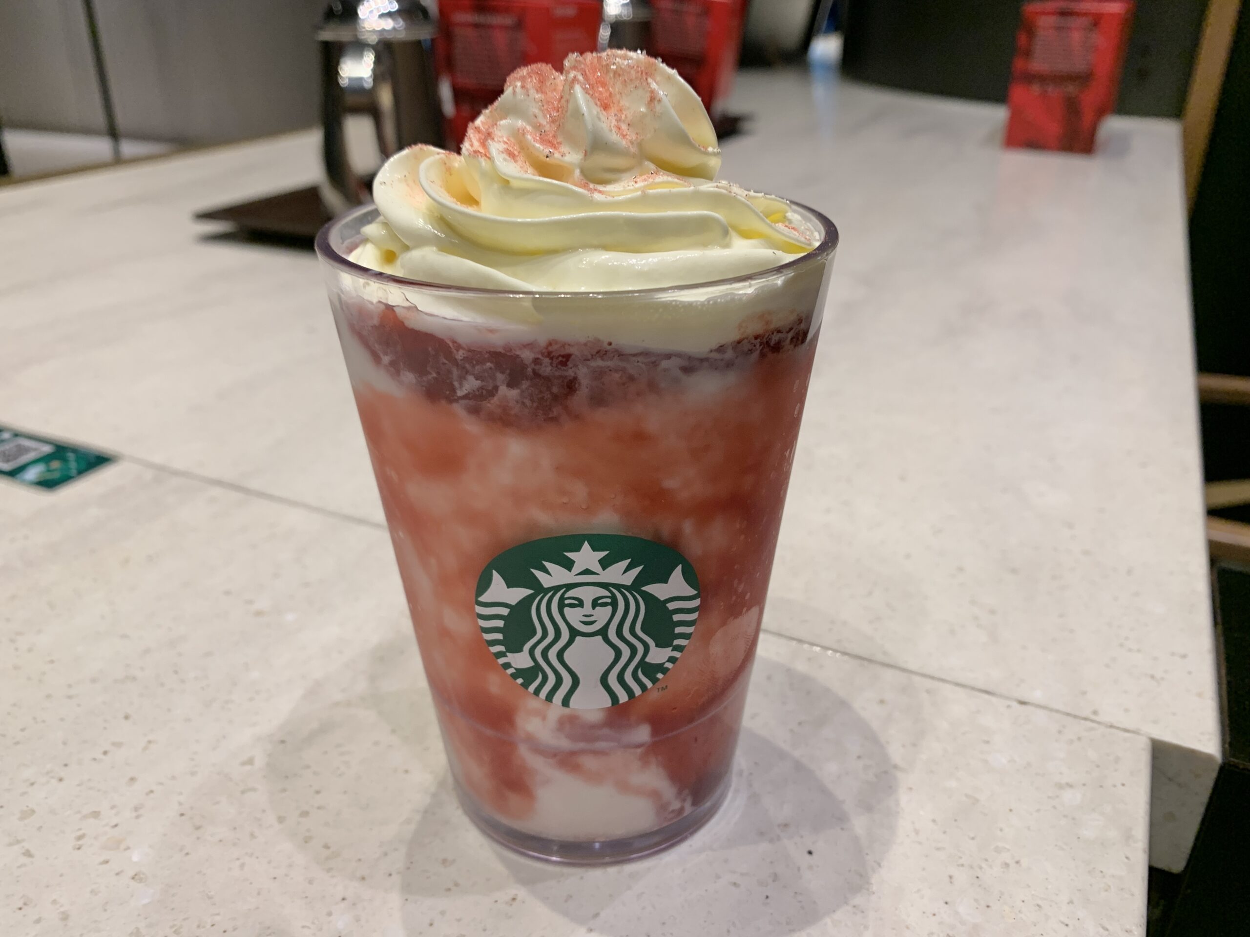 スタバ「ストロベリーメリークリームフラペチーノ」はクリスマス前に味わう絶品フラペチーノ