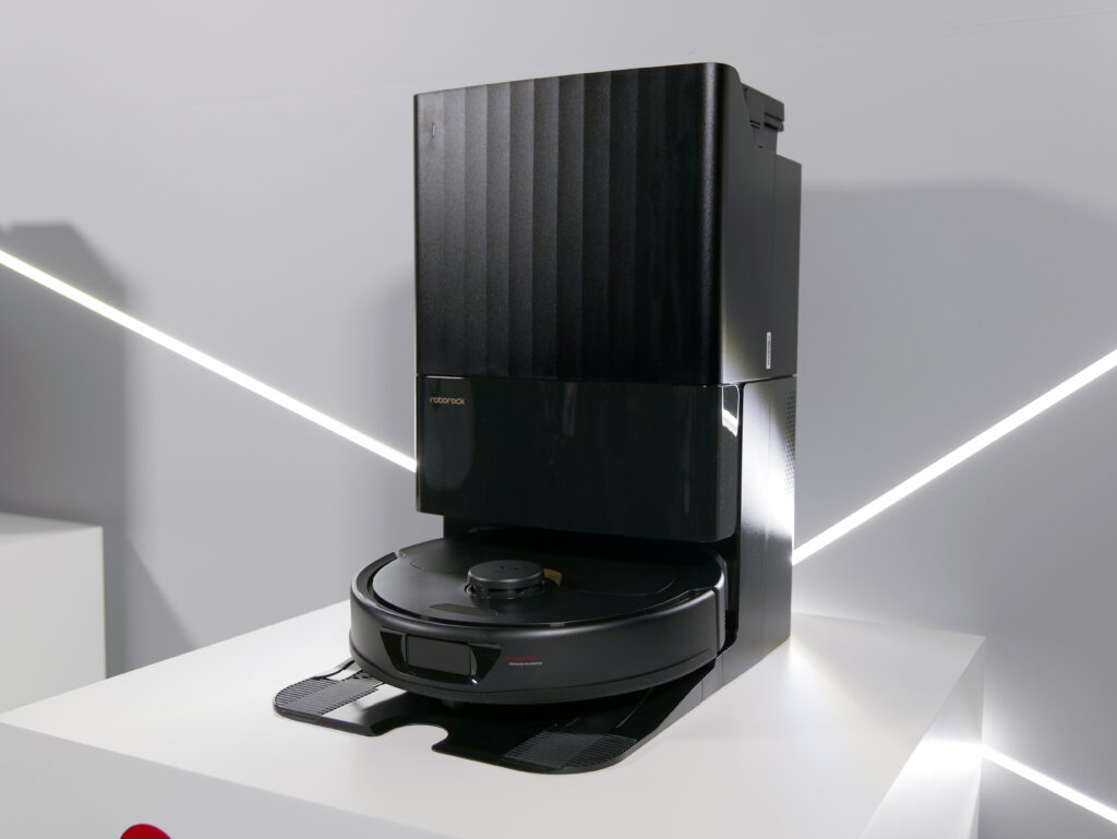 12月8日(金)より発売する「Roborock Q Revo」