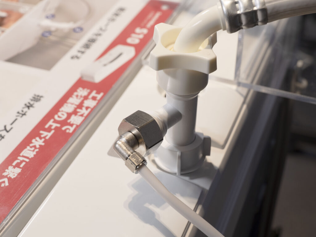 SwitchBot お掃除ロボット S10に分岐水栓①