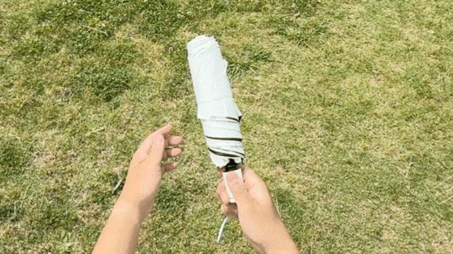 日傘の開き方とたたみ方